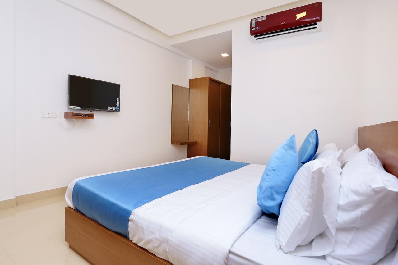 Hotel Ayodhya Residency Kozhikode Luaran gambar