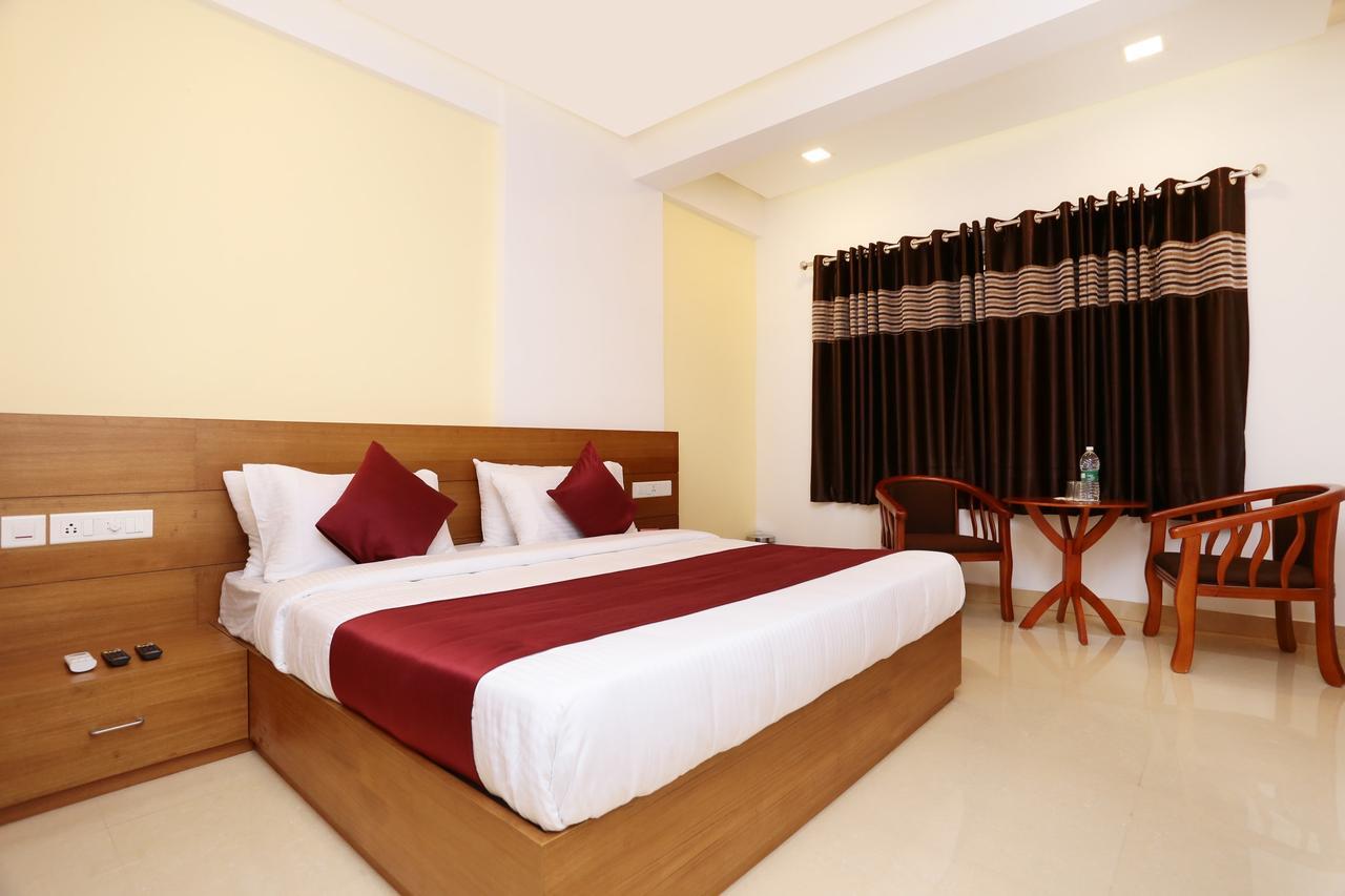 Hotel Ayodhya Residency Kozhikode Luaran gambar