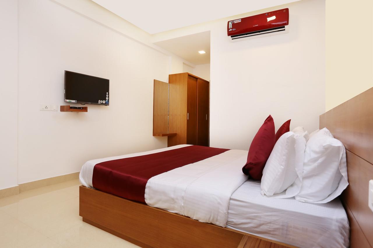 Hotel Ayodhya Residency Kozhikode Luaran gambar